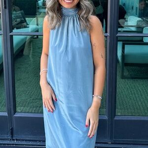 Elegant Blue Sleeveless Dress